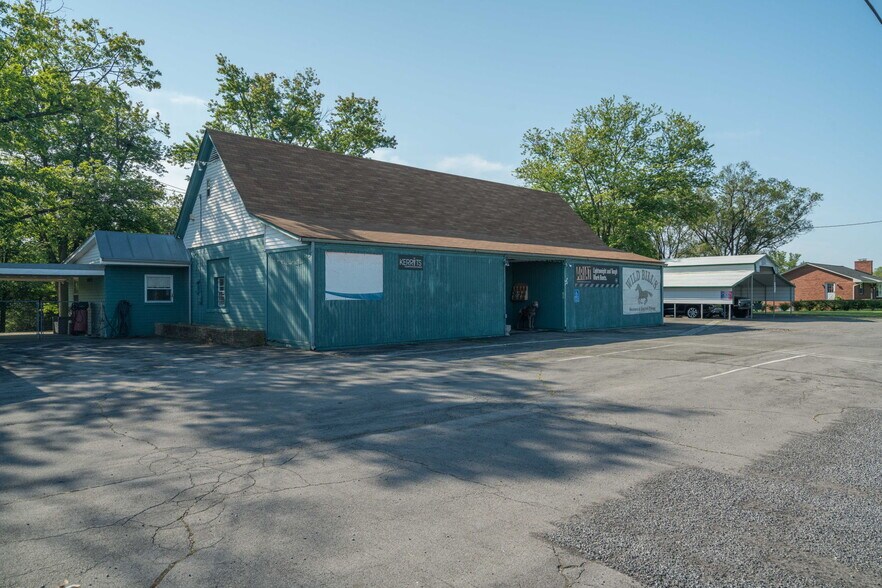 More Photos Of 4541 Valley Pike, Stephens City Convenience Store For Sale