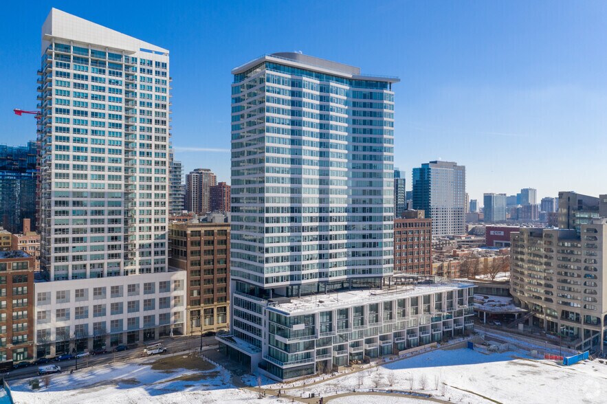 More Photos Of 720 S Wells St, Chicago Multifamily For Sale