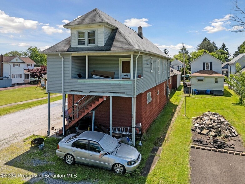 More Photos Of 26 Bohac St, Kingston Apartments For Sale