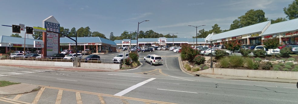 More Photos Of 5150 Buford Hwy NE, Doraville Storefront For Lease