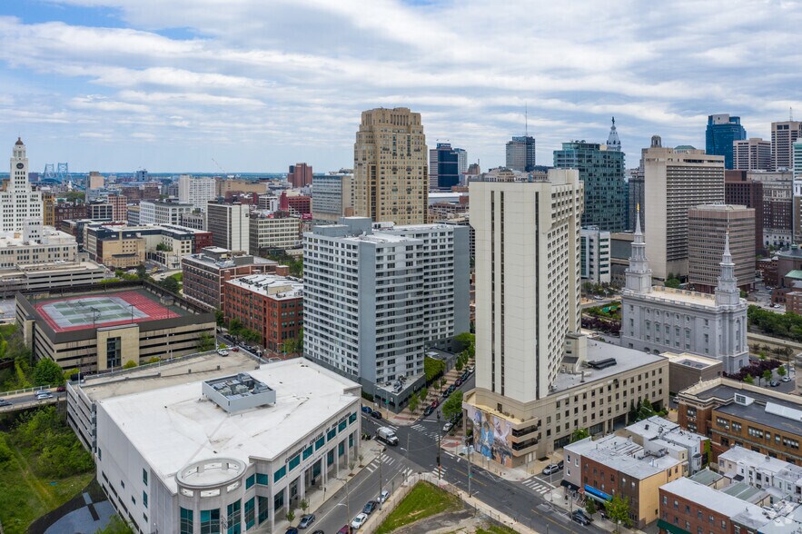 More Photos Of 1 Franklin Town Blvd, Philadelphia Apartments For Lease