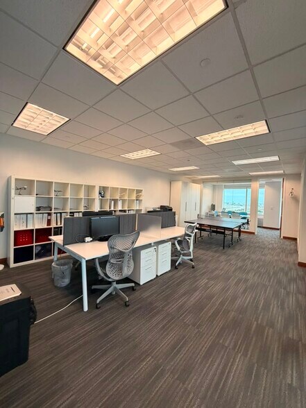 More Photos Of 1000 NW 57th Ct, Miami Office For Lease