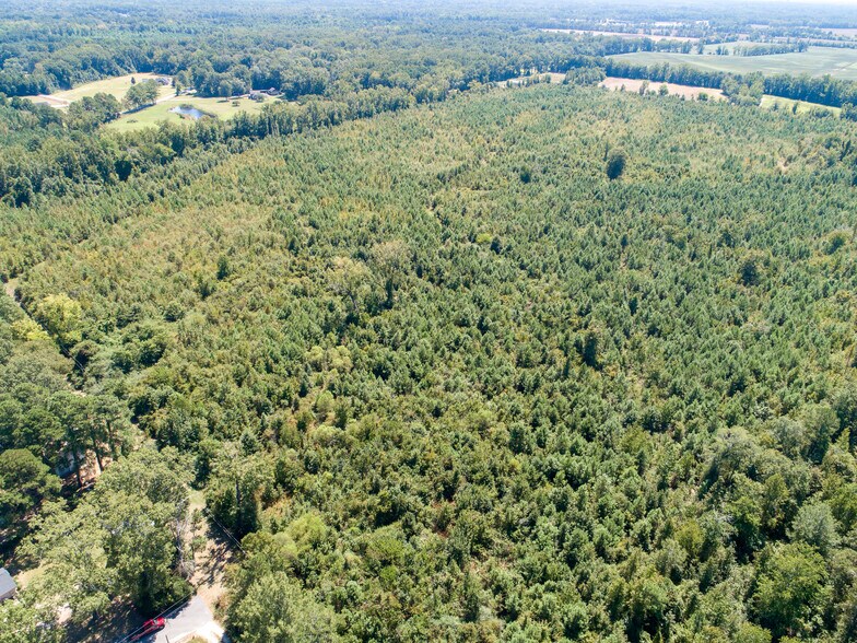 More Photos Of 0 Jimree Avenue Ave, Fayetteville Land For Sale