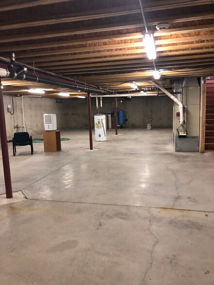 More Photos Of 27 W Sand Lake Rd, Wynantskill Medical For Sale