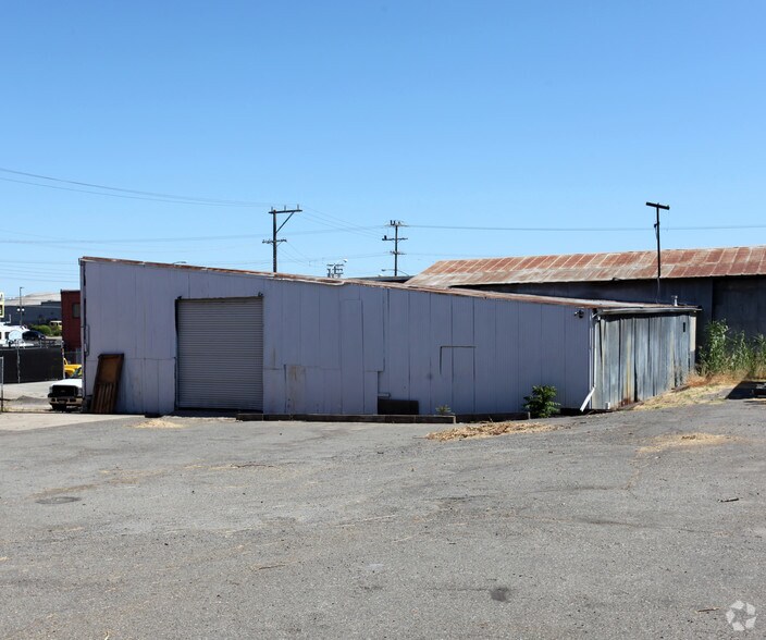 Primary Photo Of 980 Calvados Ave, Sacramento Specialty For Sale