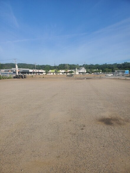 Primary Photo Of 49 SW Cutoff, Worcester Land For Lease