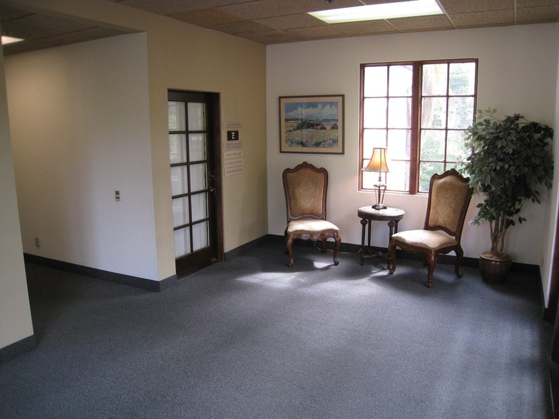 More Photos Of 3150 El Camino Real, Carlsbad Office For Lease