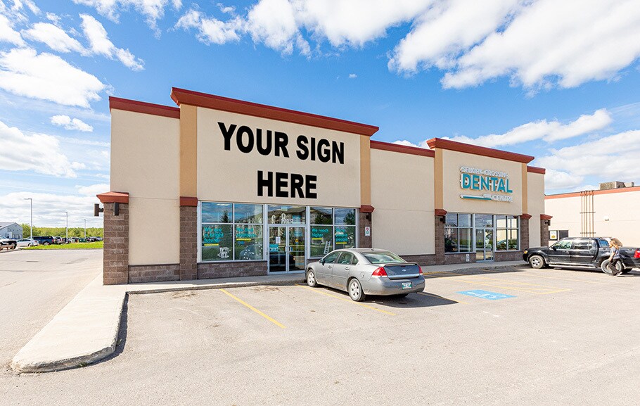 Primary Photo Of 1012 Manitoba Av, Selkirk Medical For Lease