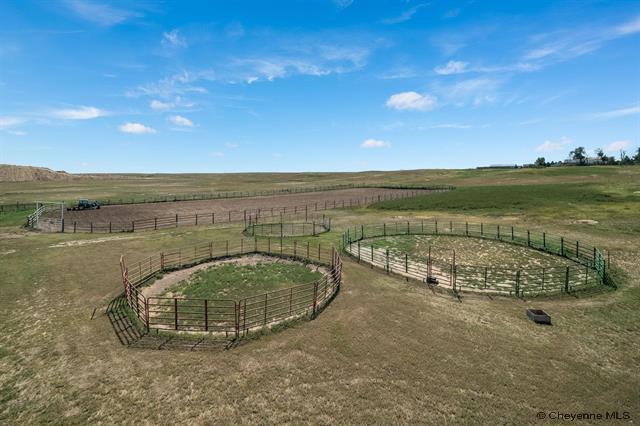 More Photos Of 4717 Thomas Rd, Cheyenne Horse Stables For Sale