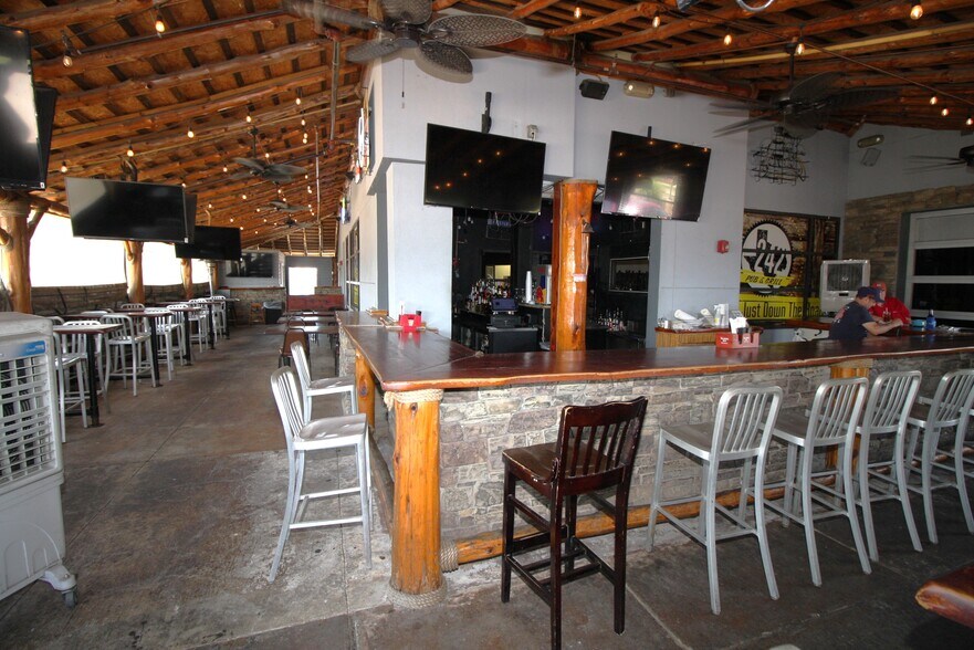 More Photos Of 6062 FM 2920, Spring Restaurant For Sale