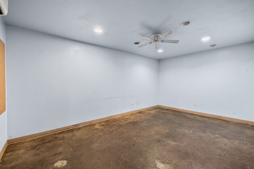 More Photos Of 2026 Chico Ave, El Monte Warehouse For Sale