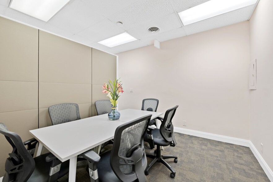 More Photos Of 4800 N State Road 7, Fort Lauderdale Medical For Lease