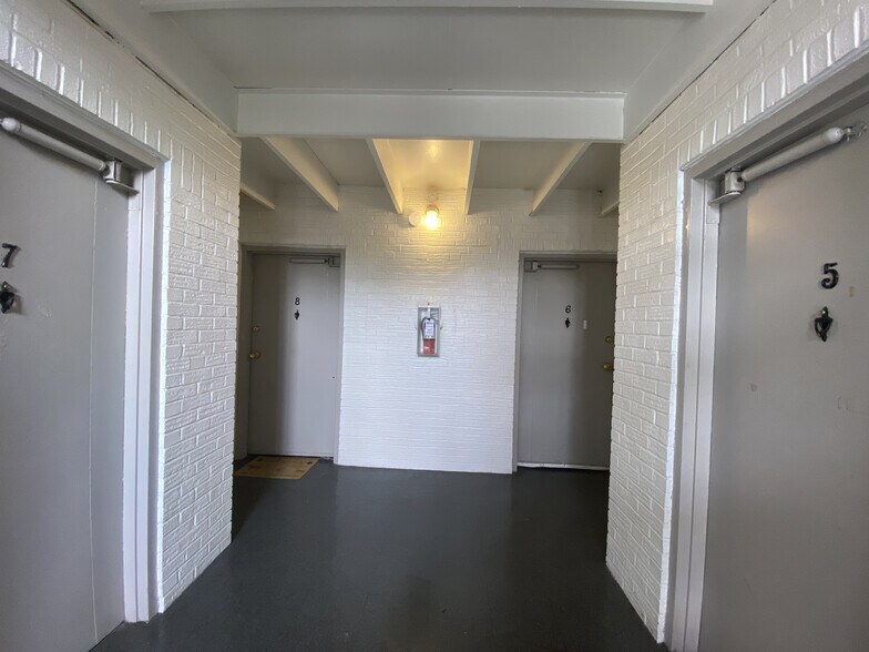 More Photos Of 2342 Beechmont Ave, Cincinnati Apartments For Sale