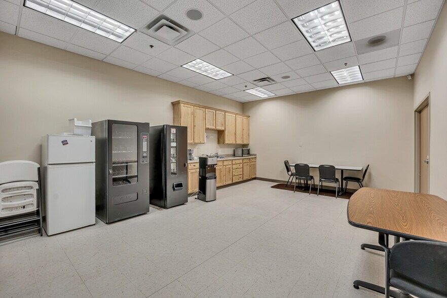 More Photos Of 3465 W 1500 S, Salt Lake City Office For Lease