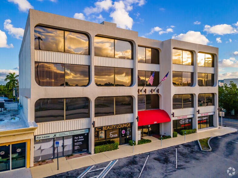 More Photos Of 2691 E Oakland Park Blvd, Fort Lauderdale Office Residential For Lease