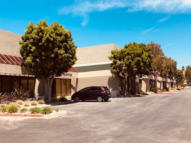 More Photos Of 1891 Goodyear Ave, Ventura Manufacturing For Lease