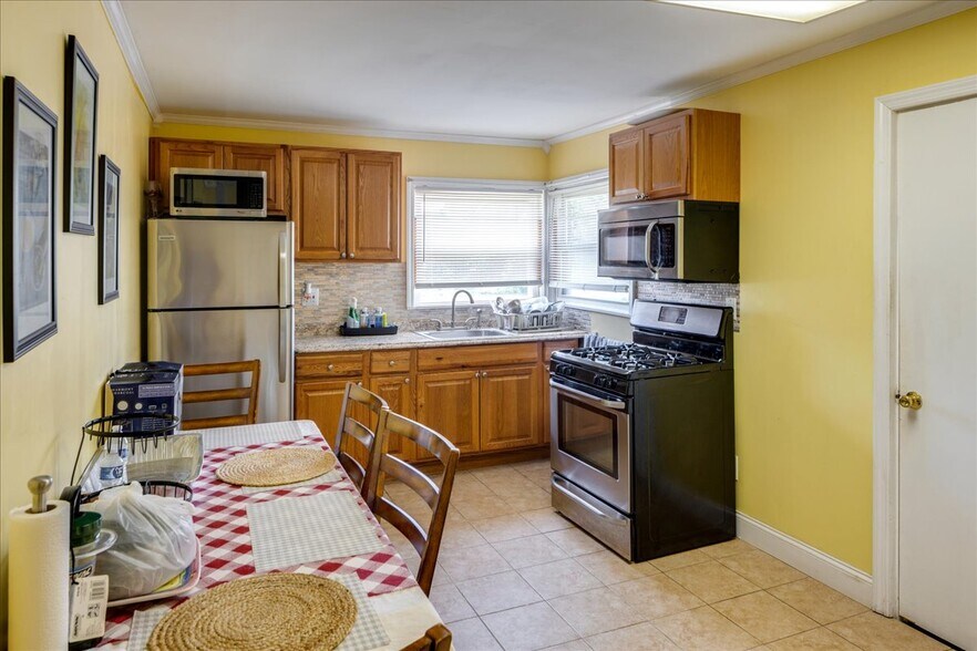 More Photos Of 215 N Hillside Ave, Valley Stream Specialty For Sale