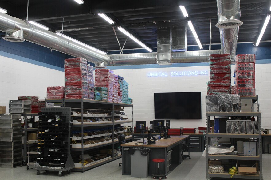 More Photos Of 11693 Sheldon St, Sun Valley Warehouse For Sale