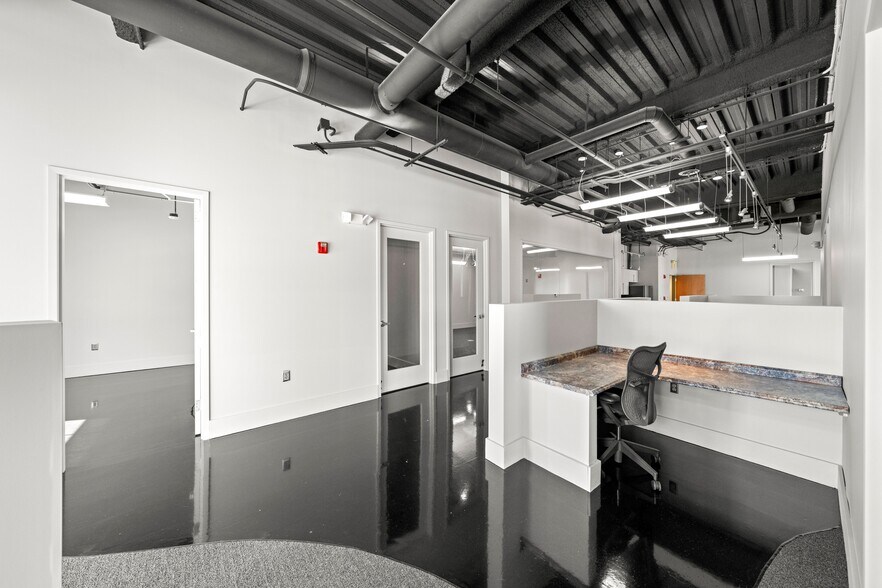 More Photos Of 2099 Thunderhead Rd, Knoxville Loft Creative Space For Lease