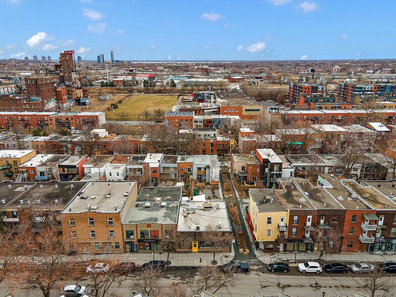 More Photos Of 5090-5092 St Notre-Dame O, Montréal General Retail For Sale