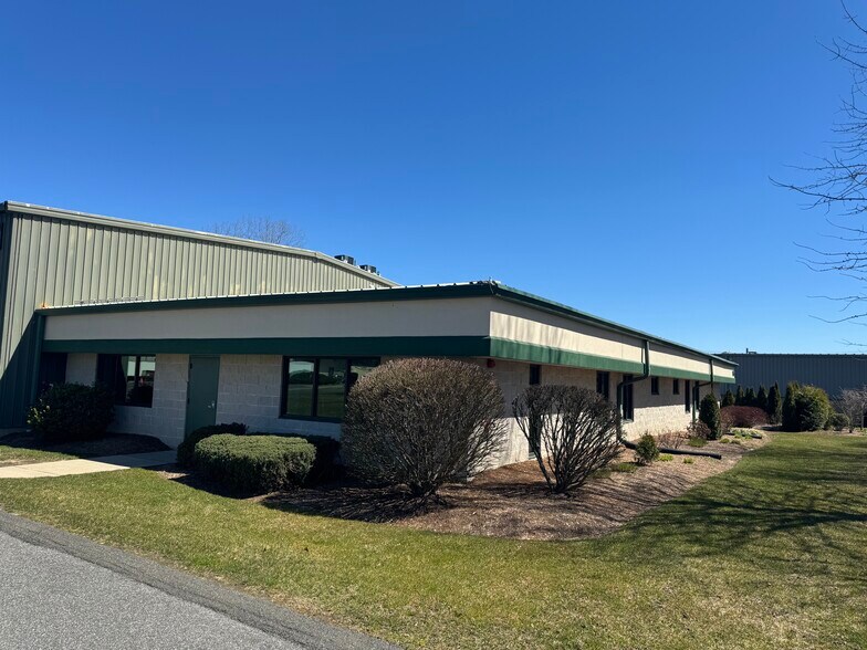 More Photos Of 155 Industrial Dr, Northampton Warehouse For Lease