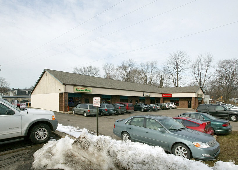More Photos Of 3928 Portage Rd, Kalamazoo Storefront Retail Office For Lease