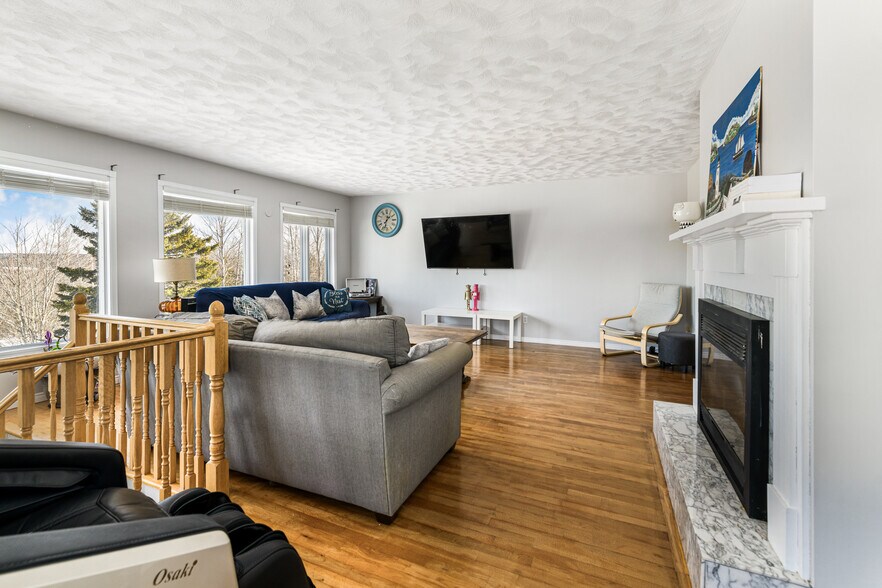 More Photos Of 7 Justin Dr, Coverdale Convenience Store For Sale