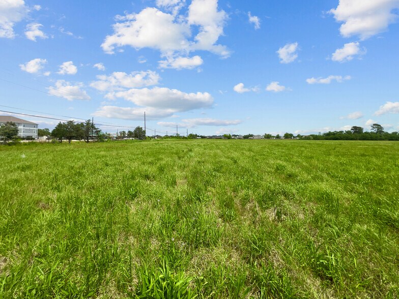 More Photos Of 000 FM 3180 Rd, Baytown Land For Sale