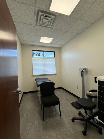 More Photos Of 6693 Transit Rd, Buffalo Freestanding For Lease