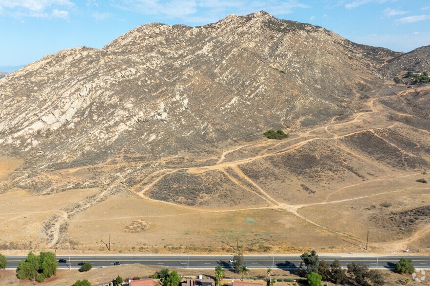 More Photos Of 10127 Heacock St, Moreno Valley Land For Sale