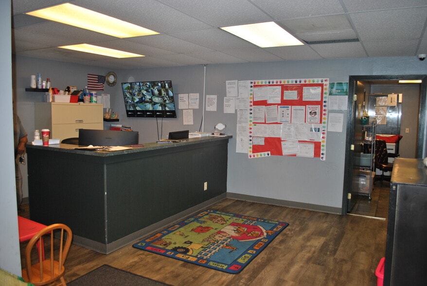 More Photos Of 5930 Sharon Woods Blvd, Columbus Office For Lease