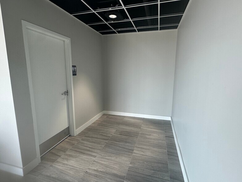 More Photos Of 2881 FM 1385, Aubrey Self Storage For Lease