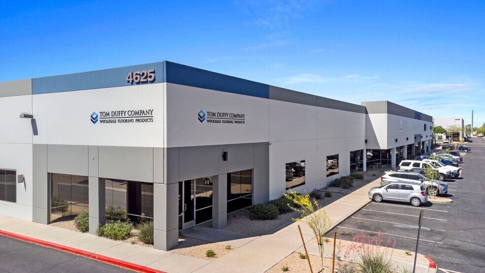 More Photos Of 4625 W McDowell Rd, Phoenix Unknown For Lease