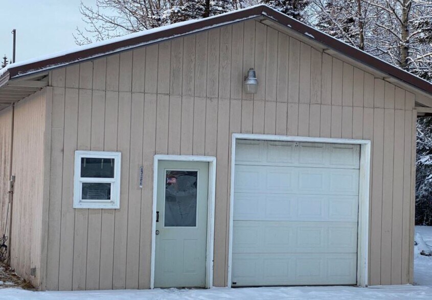 More Photos Of 36053 Kenai Spur Hwy, Soldotna Warehouse For Sale