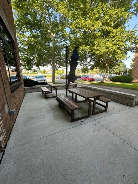 More Photos Of 1080 Polaris Pky, Westerville Medical For Sale