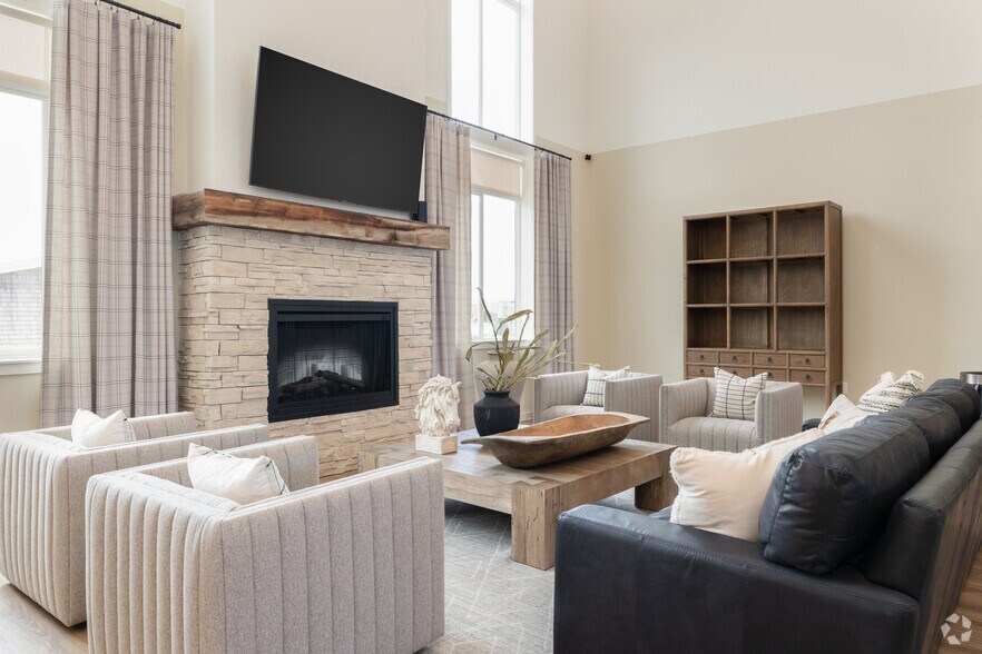 More Photos Of 3040 S South Fork Blvd, Idaho Falls Apartments For Sale