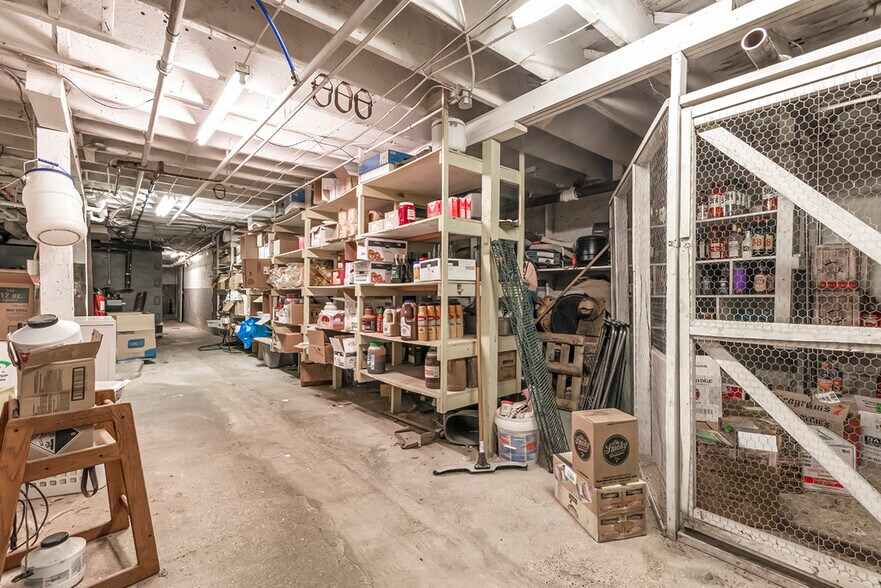 More Photos Of 1607-1609 10th St, Monroe General Retail For Sale