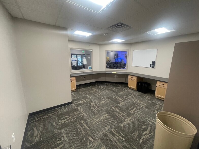 More Photos Of 24 Hammond Ln, Plattsburgh Medical For Sale