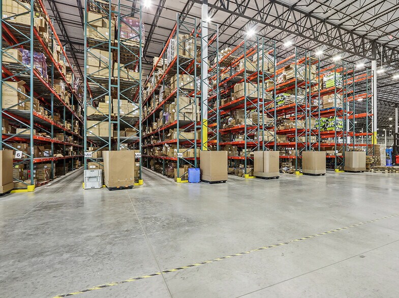 More Photos Of 7050 New Buffington Rd, Florence Warehouse For Sale
