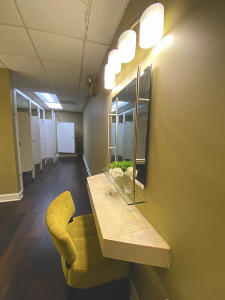More Photos Of 1 Yacht Club Dr, Palm Coast Restaurant For Sale