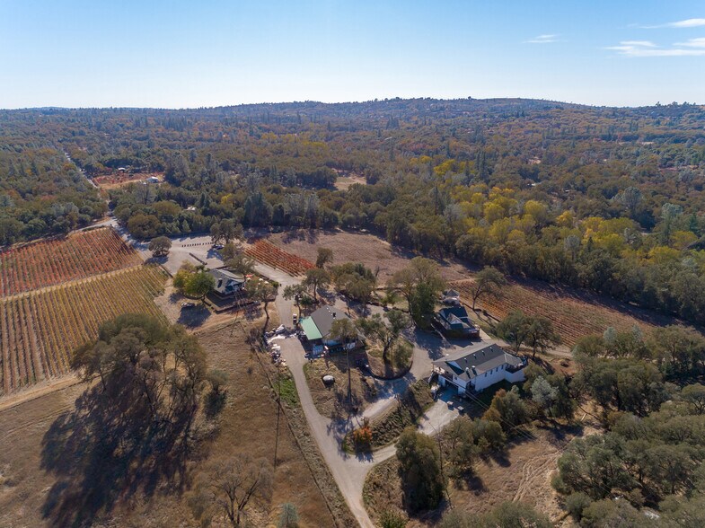 Primary Photo Of 3040 Ponderosa Rd, Shingle Springs Specialty For Sale