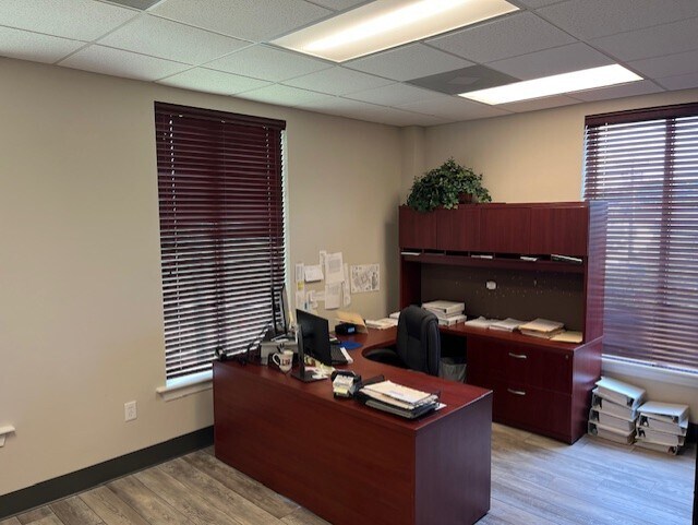 More Photos Of 2435 Plantation Center Dr, Matthews Medical For Lease