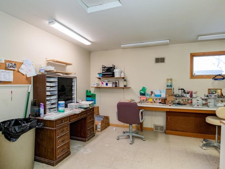 More Photos Of 413 Bridge St, Beaver Healthcare For Sale