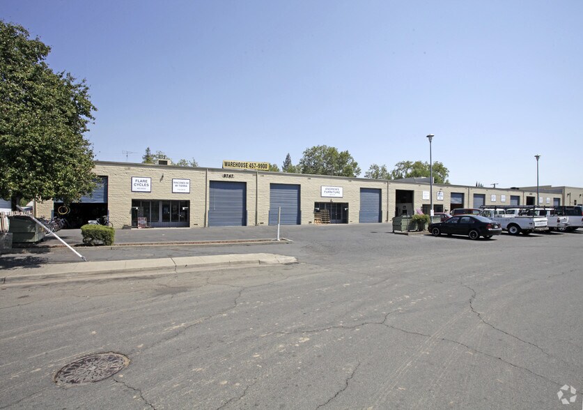 More Photos Of 3747 W Pacific Ave, Sacramento Warehouse For Lease