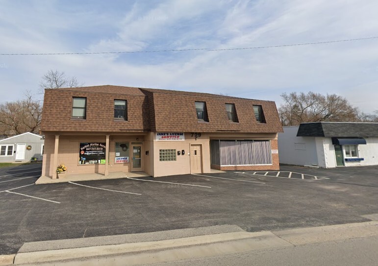 Primary Photo Of 729 Sheridan Rd, Winthrop Harbor Storefront For Lease