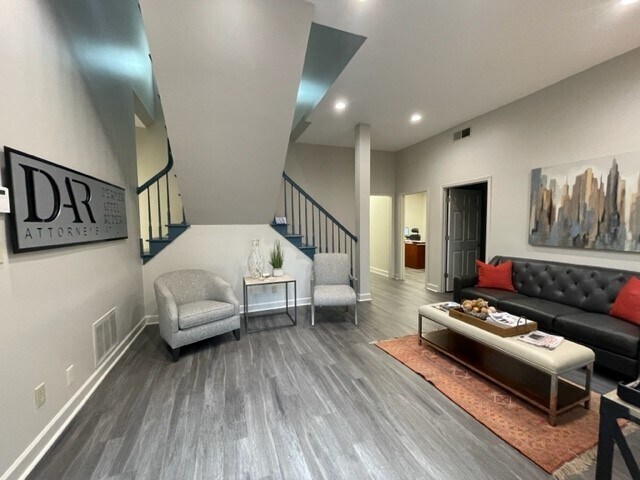 More Photos Of 708 Holcomb Bridge Rd, Norcross Office For Sale