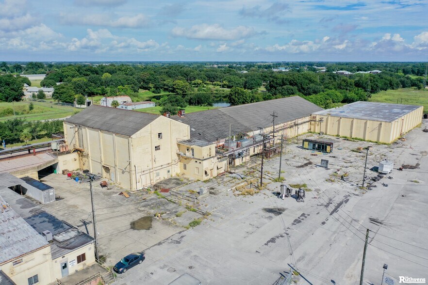 More Photos Of 2200 3rd St NW, Winter Haven Manufacturing For Lease