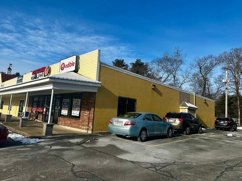 More Photos Of 386 Columbia Rd, Hanover General Retail For Lease
