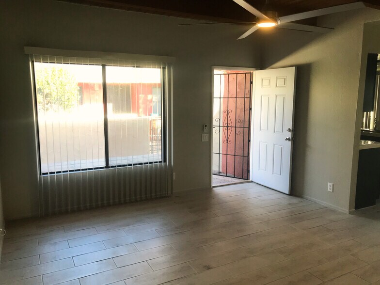 More Photos Of 525 S Thornhill Rd, Palm Springs Apartments For Sale