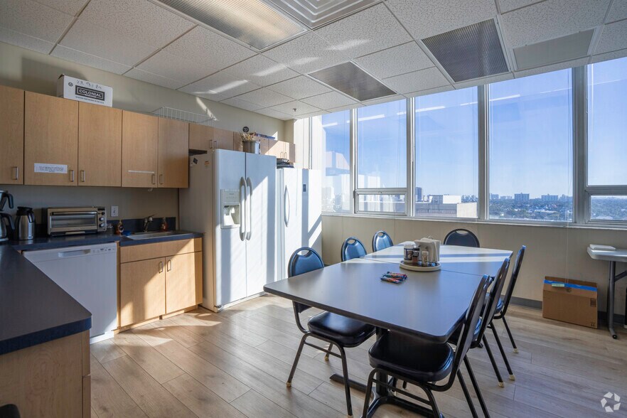 More Photos Of 2455 E Sunrise Blvd, Fort Lauderdale Loft Creative Space For Sale